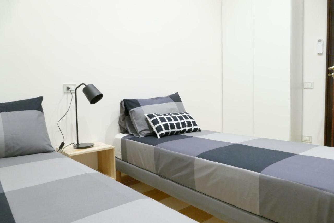 Luxury Manfredi Apartment Салерно Екстериор снимка