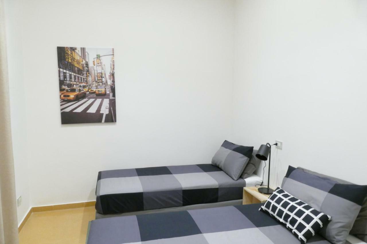 Luxury Manfredi Apartment Салерно Екстериор снимка